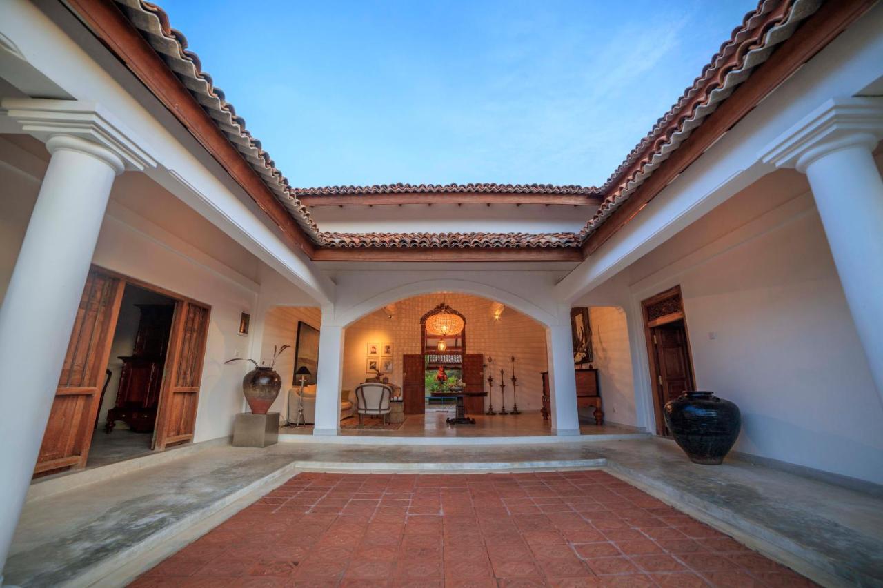 Treasure Rock Bed & Breakfast Kirinda  Luaran gambar